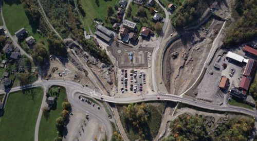 Die Bauarbeiten bei der Golmerbahn und die WLV-Baustelle am Auenlatschbach und Rellsbach schreiten voran. Gemeinde Vandans