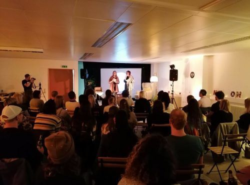 Die „Me on Stage“-Night wird von den Jugendlichen der Offenen Jugendarbeit Bludenz – Villa K. organisiert und durchgeführt. Lukas Gabriel