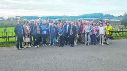 Die Teilnehmer der Weinverkostung. SB Lustenau