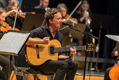 Einer der Großen der Ländle-Musikszene ist in Schwarzenberg dabei: Philipp Lingg.   VN/STplovsek