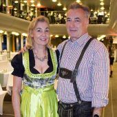 Zünftiges auf dem Partyschiff