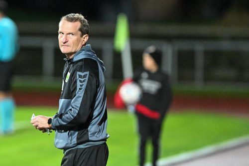 FCD-Coach Thomas Janeschitz glaubte immer an sein Team. gepa