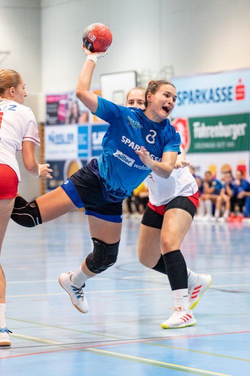 Feldkirchs Damen verließen erstmals in der Saison das Parkett als Verliererinnen. serra