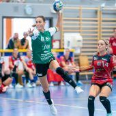 Kantersieg zum  Halbfinal-Auftakt