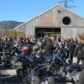Saisonabschluss für Hunderte Biker