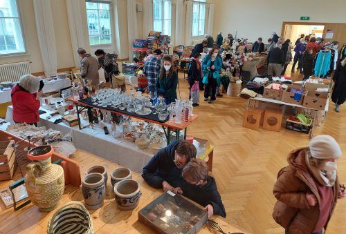 Im Austriahaus findet am Samstag der große Flohmarkt der Pfarre Herz Jesu statt. E. Metzler