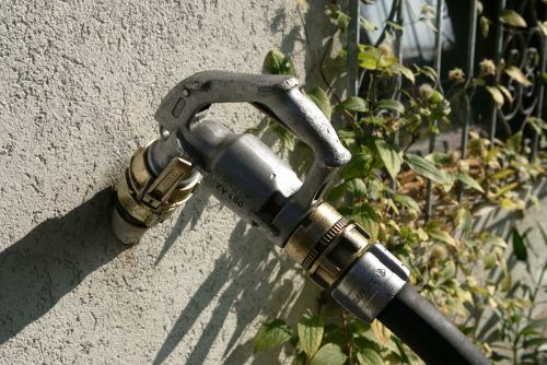 Im Privatbereich ist die Nachfrage nach Heizöl derzeit konstant. Bei Industrie- und Gewerbekunden steigt sie indes an. vn