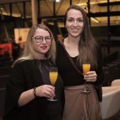 Eine Lounge für 160 Ladys