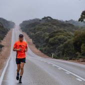 Australier lief fast 4000 Kilometer zugunsten von Obdachlosen