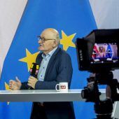Live und informativ durch die Wahl