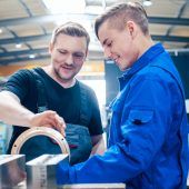 Industrie-Sparte honoriert Leistungen der Lehrbetriebe