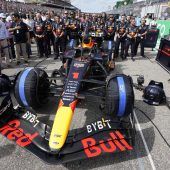 Verstappen siegt und Red Bull gewinnt Konstrukteur-WM