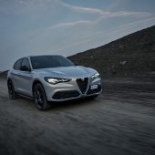 Autonews der Woche Facelift für Alfa Romeo Stelvio und Giulia / Rückkehr klassischer Tasten bei VW / Topmodell des Skoda Enyaq iV auch als klassische SUV-Version