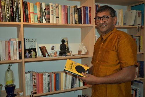 Als gebürtiger Sri Lanker wird Lester Soyza immer wieder mit Rassismus konfrontiert. HRJ
