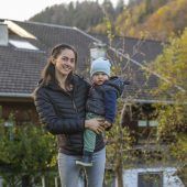 Bio-Bauernfamilie startet Projekt für viel Sonne im Käse