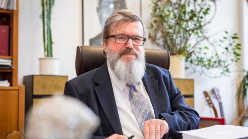 Andreas Scheil ist seit Jahrzehnten im Finanzstrafrecht tätig. UIBK