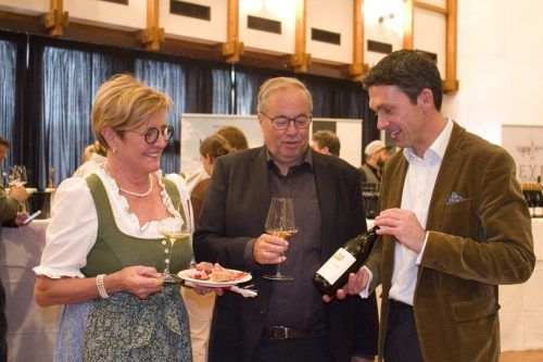 Andreas Wickhoff (r.), Marie-Luise Dietrich und Walter Pfanner.