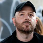 Luxuslabel Balenciaga sorgt mit Fetisch-Teddys für Kritik im Netz