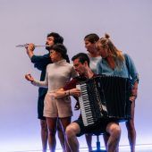 Neues Tanztheater „Alles nur Lemminge“