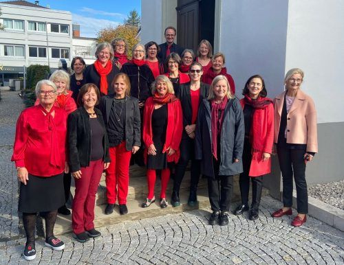 Der Frauenchor Hofsteig lädt am kommenden Samstag, 3. Dezember, zu einem Konzert in die Pfarrkirche Lauterach ein.