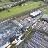 Tonnenweise Post bei Großbrand zerstört