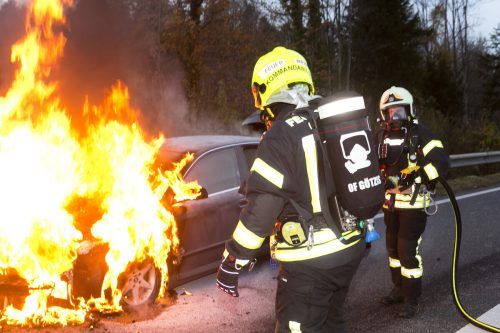 Die Feuerwehr Götzis konnte die Flammen rasch löschen. mathis