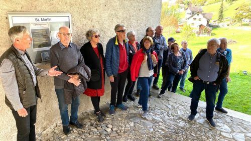 Die Senioren bei einer Kirchenführung in St. Martin in Ludesch. SB Thüringen, franz haid