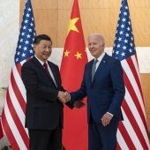 Erstes Treffen zwischen Biden und Xi
