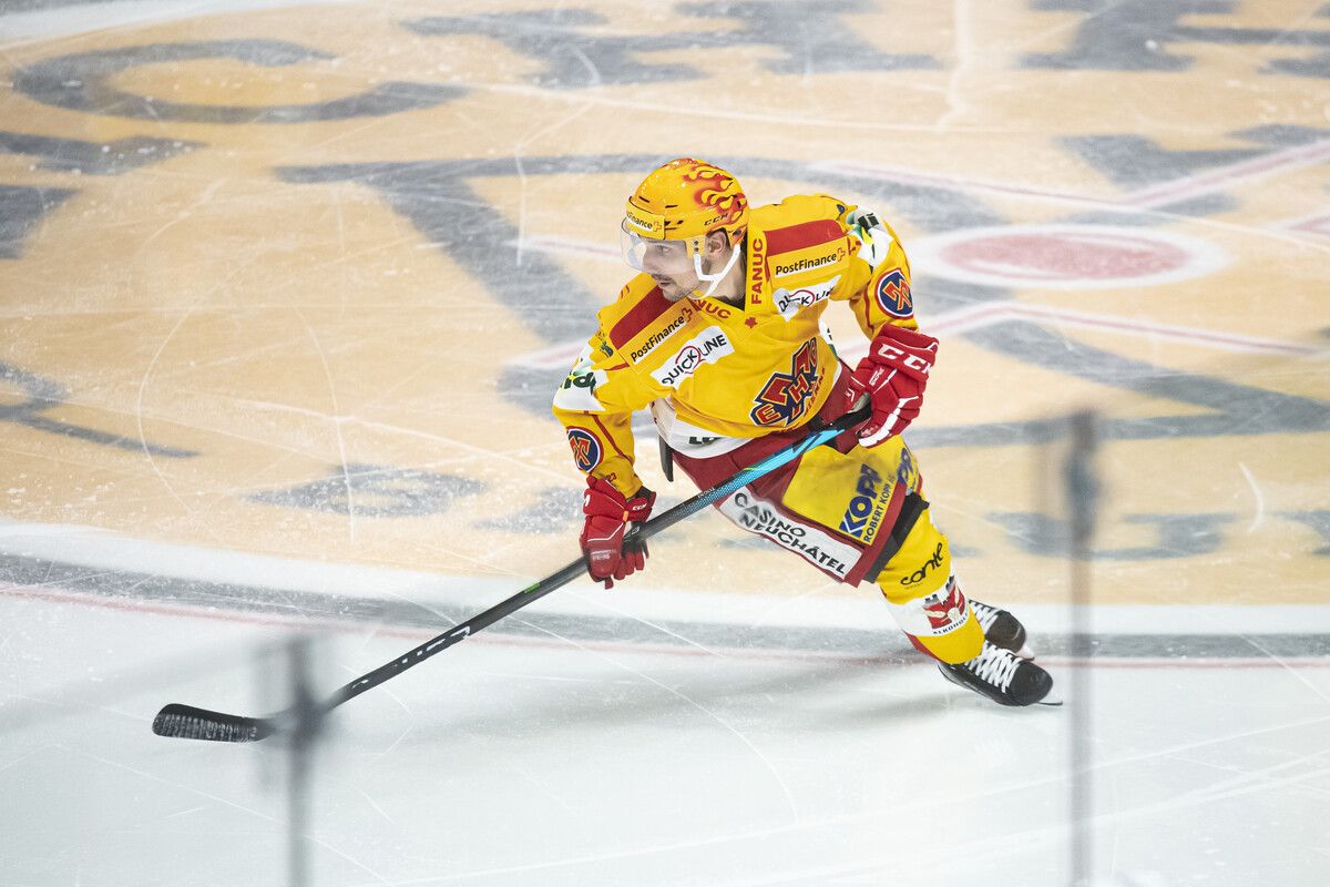 Fabio Hofer spielte im Nachwuchs in der Schweiz, genießt daher den Status als Eishockey-Schweizer und belastet nicht das Ausländerkontigent. APA