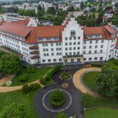 Vorarlberger Management steht: Ziel ist, Seehotel in ­Topklasse zu etablieren. »D1