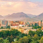 Tirana wächst in den Himmel
