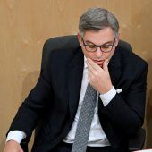 Harte Budgetdebatte im Nationalrat