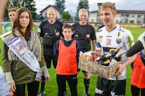 Für Netzer gab es im Reichshofstadion bis auf Geschenkkörbe nie was geschenkt. gepa