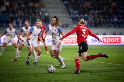 Gleich nach ihrer Einwechslung fand Eileen Campbell zwei gute Abschlussmöglichkeiten vor. oefb/Paul Gruber