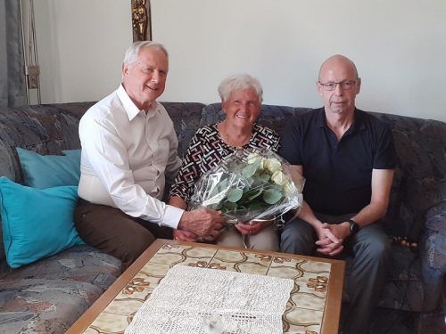 Herzliche Gratulation an die Jubilarin. pvö bürs