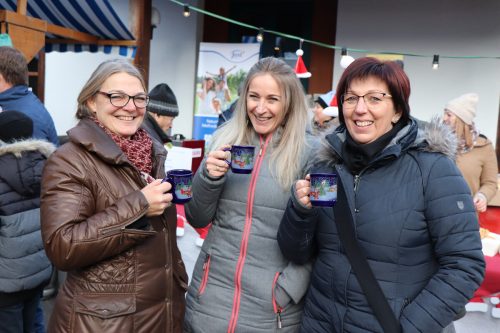 Heuer gibt es endlich wieder den Weihnachtsmarkt in Klösterle. MEk