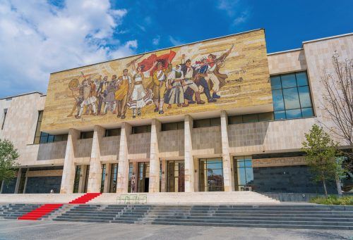 Im Nationalhistorischen Museum wird die Geschichte Albaniens aufgearbeitet.