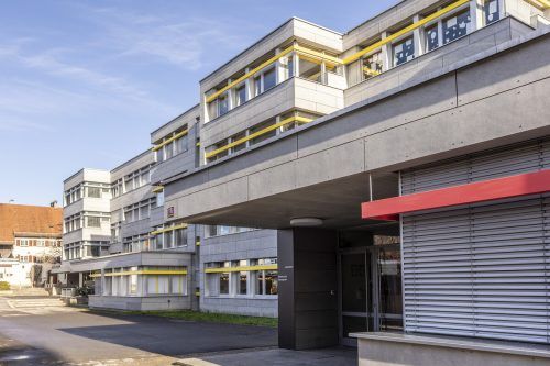 In Gebäuden wie der Mittelschule Dornbirn-Baumgarten sind keine Brandmeldeeinrichtungen vorgeschrieben. vn-paulitsch
