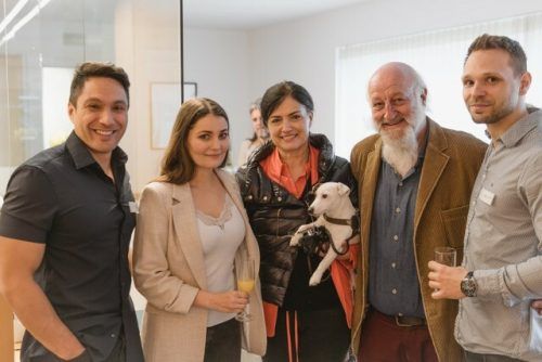 Isagani Röser, Virginia Kranabetter, Cornelia mit Reinhard Götze sowie Richard Kranabetter. Timo Hummel
