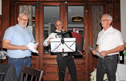 Kammermusik mit Jens Blum am Akkordeon: Harald Rammel und Ulrich Höfert von der Landwirtschaftskammer.