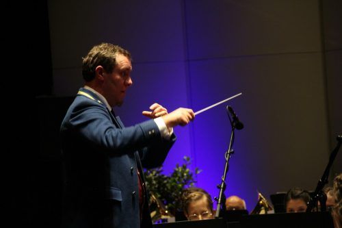 Kapellmeister Mario Wiedemann in seinem Element. 