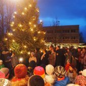 Gemeindepark zeigt sich weihnachtlich