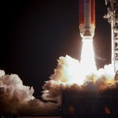NASA-Mission „Artemis 1“ auf Mond-Umlaufbahn und mit Rekord
