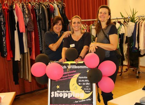 Mondscheinshopping-Kernteam aus Hörbranz mit Sibylle Reichart, Katrin Flatz und Sabine Filler. chf/4