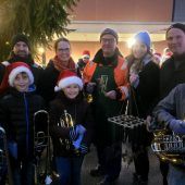 Illuminierung als Auftakt in Lochauer Adventzeit