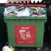 Auch Altpapier kommt außer Landes