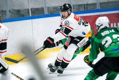 Steve Birnstill und seine Pioneers-Kollegen müssen mit einer Niederlage in die Nationalteampause. DOMEN JANCIC