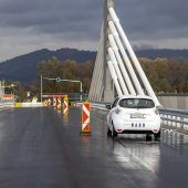 Freie Fahrt auf der neuen Brücke