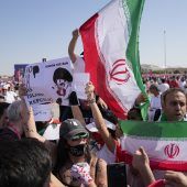 Irans Fußballer siegen für Fans