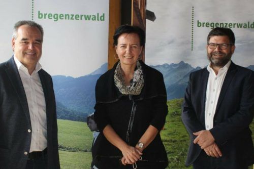 Vor einem Jahr übernahm Gerhard Beer (r.) das Obmannamt von Helmut Blank, jetzt geht auch GF Herlinde Moosbrugger in Pension.